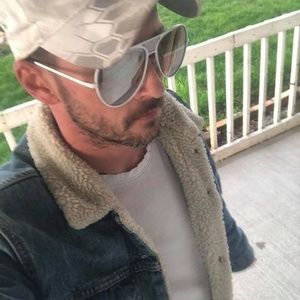 Meet your Posher, Ryan